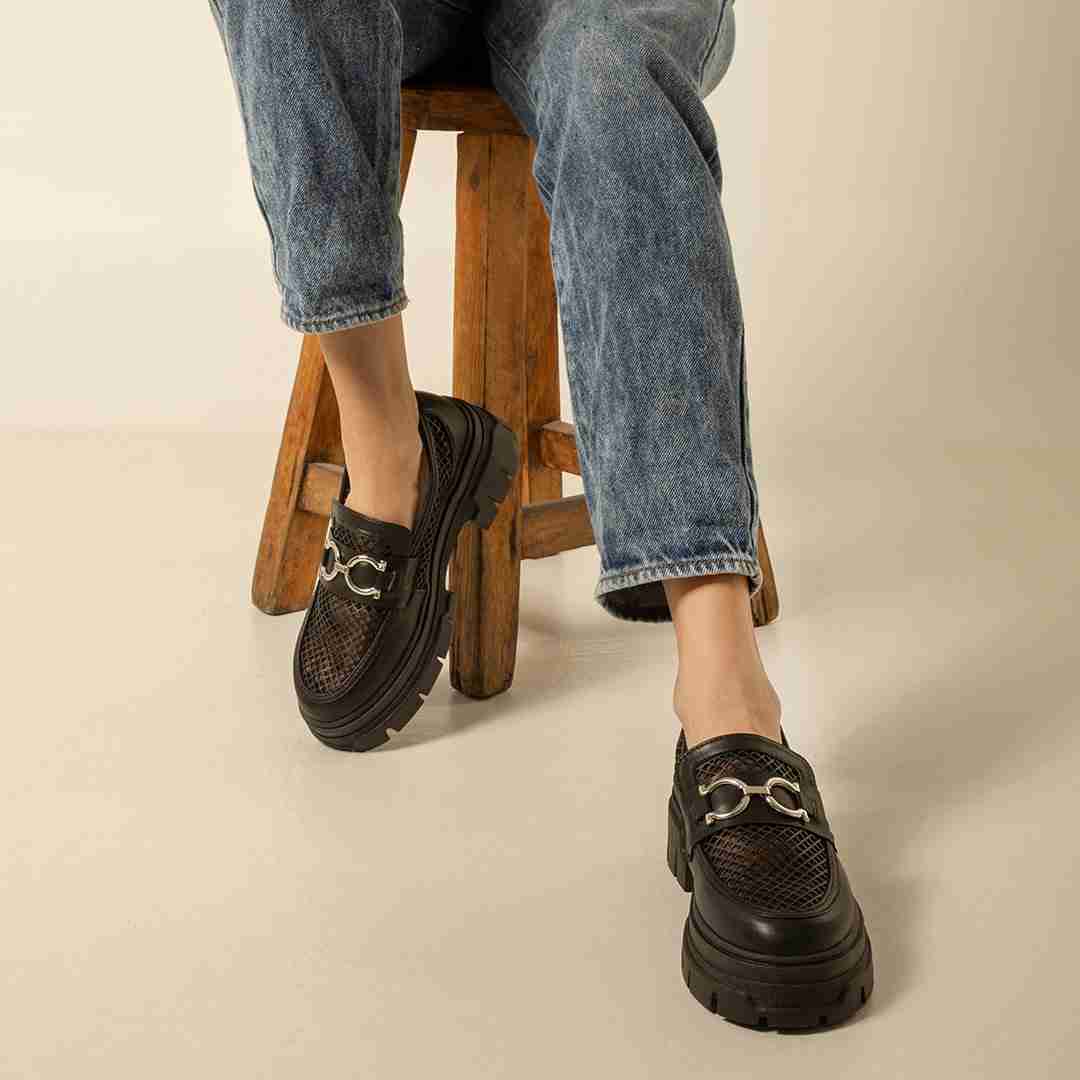 Mocasín Negro